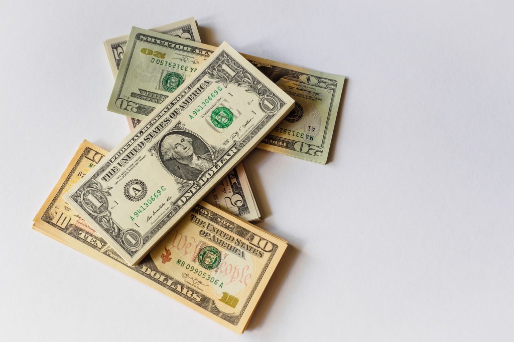 DOLAR